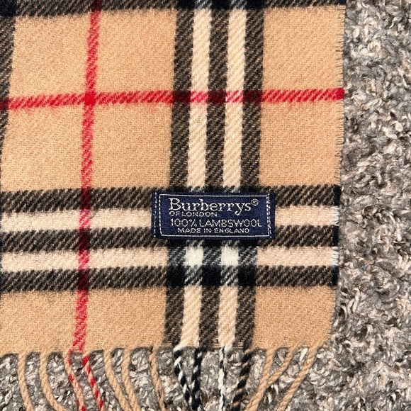 Burberry Wool scarf - Picture 3 of 4